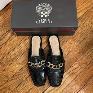 Vince Camuto Rachey black slides
